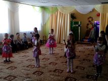Утренник 8 марта