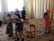 Утренник 8 марта