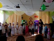 Утренник 8 марта